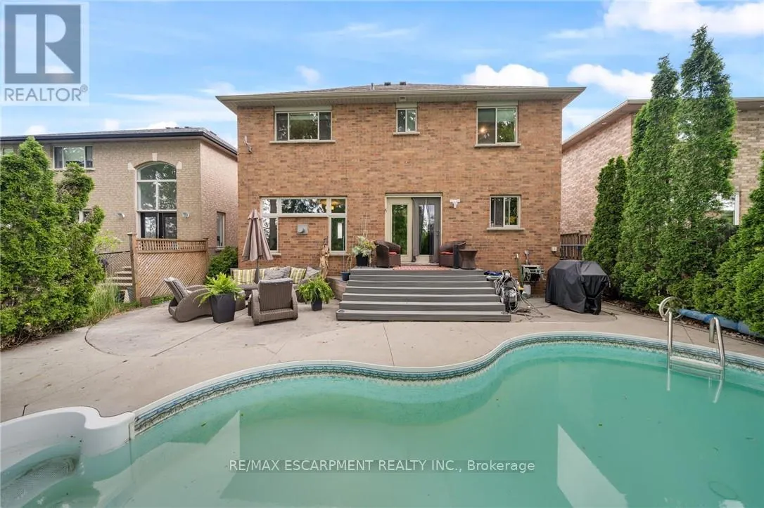 786 UPPER HORNING ROAD