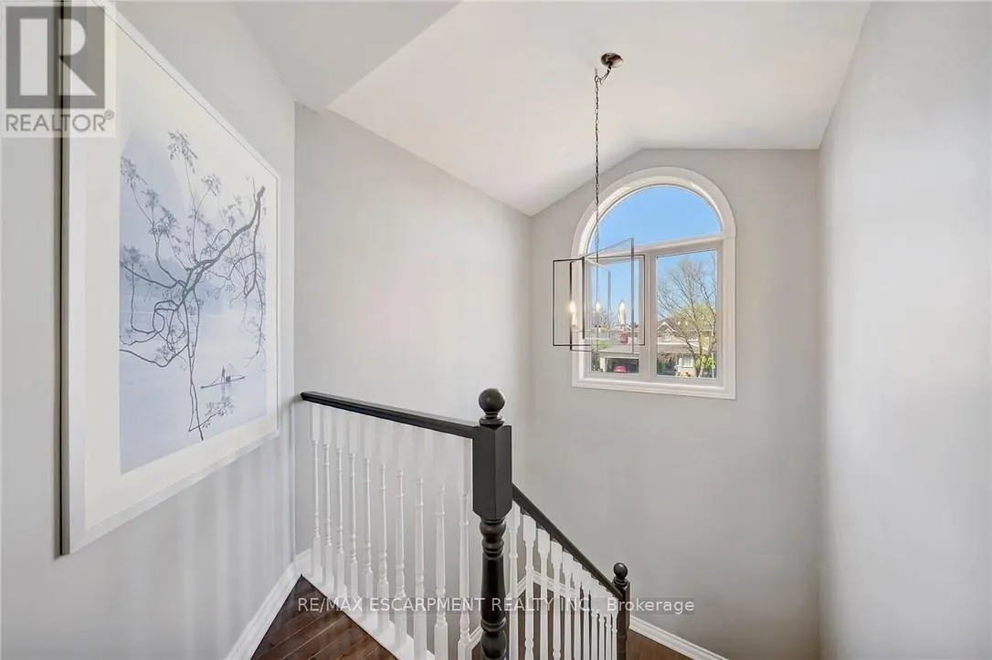 786 UPPER HORNING ROAD