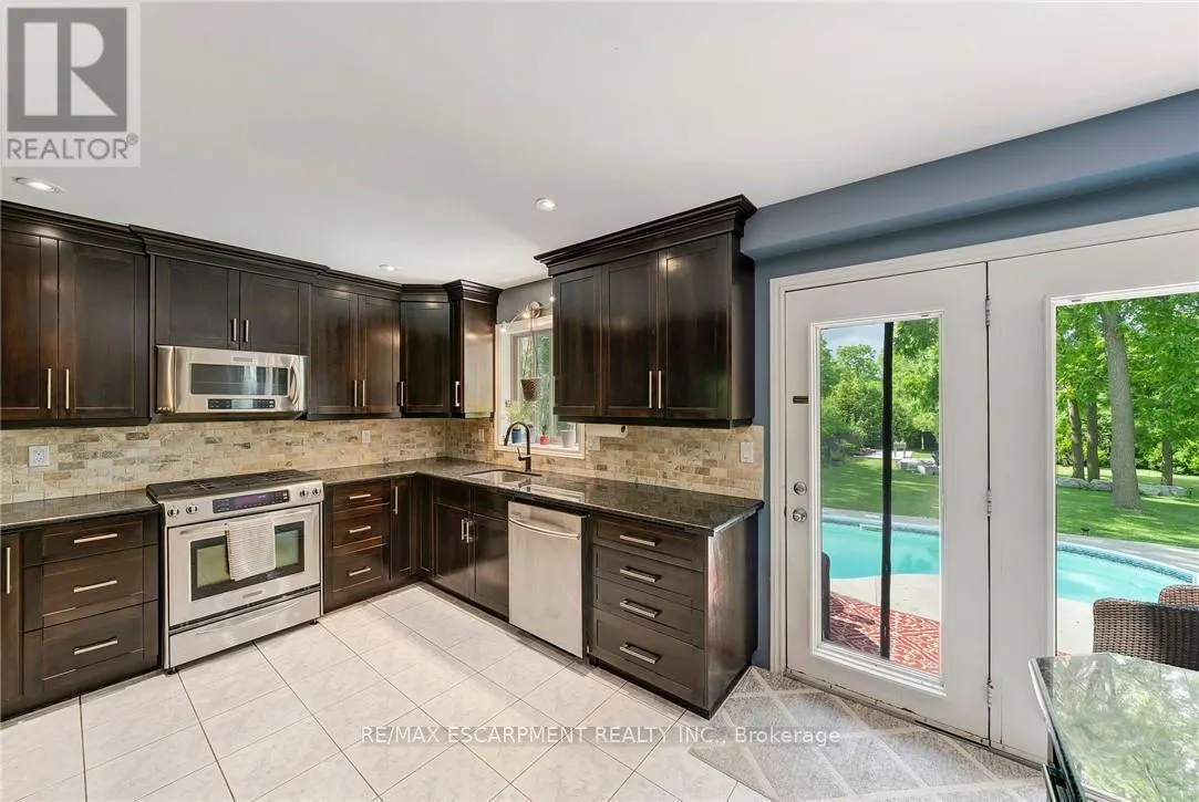 786 UPPER HORNING ROAD