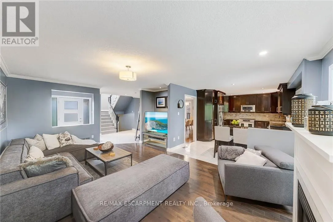 786 UPPER HORNING ROAD