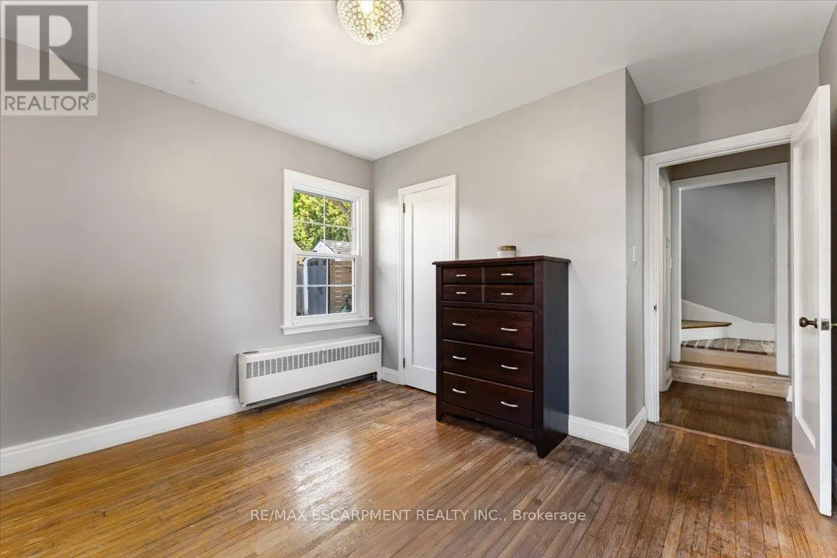 23 NELLES BOULEVARD