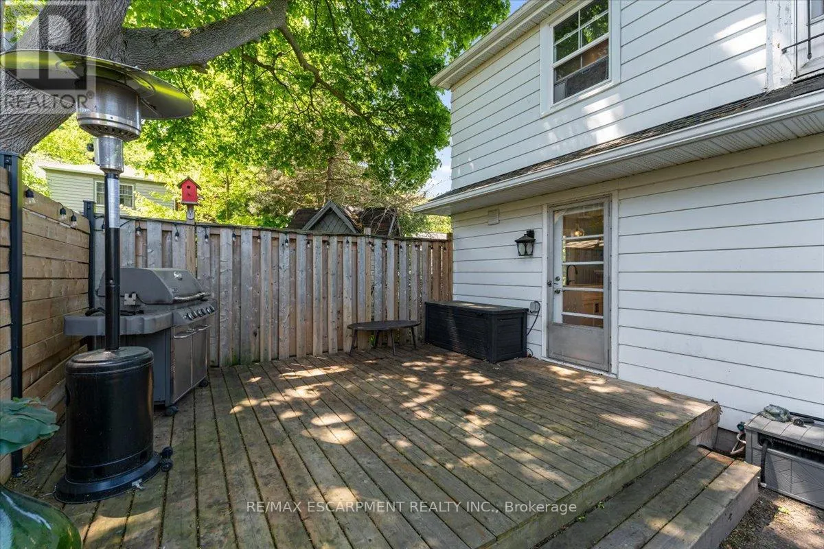 23 NELLES BOULEVARD