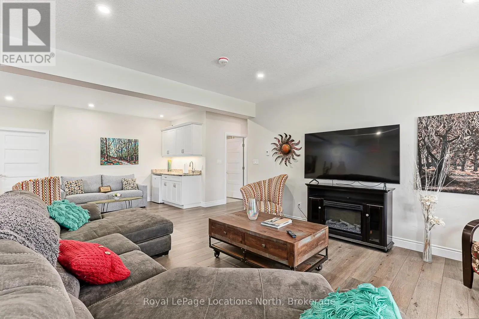 25 - 410 RIDGE ROAD, #25