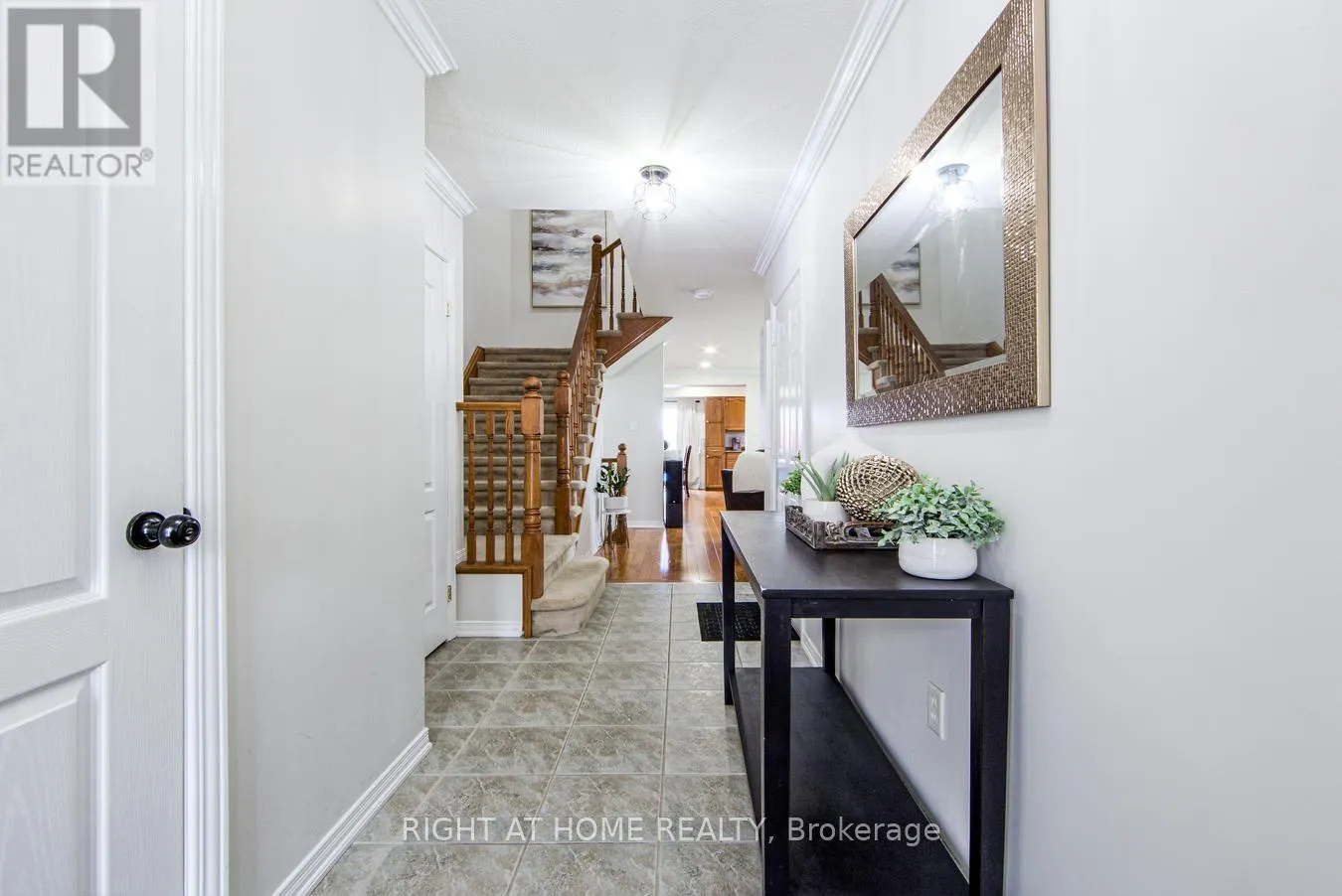 27 - 7 SOUTHSIDE PLACE