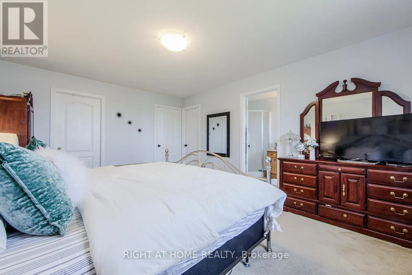 27 - 7 SOUTHSIDE PLACE