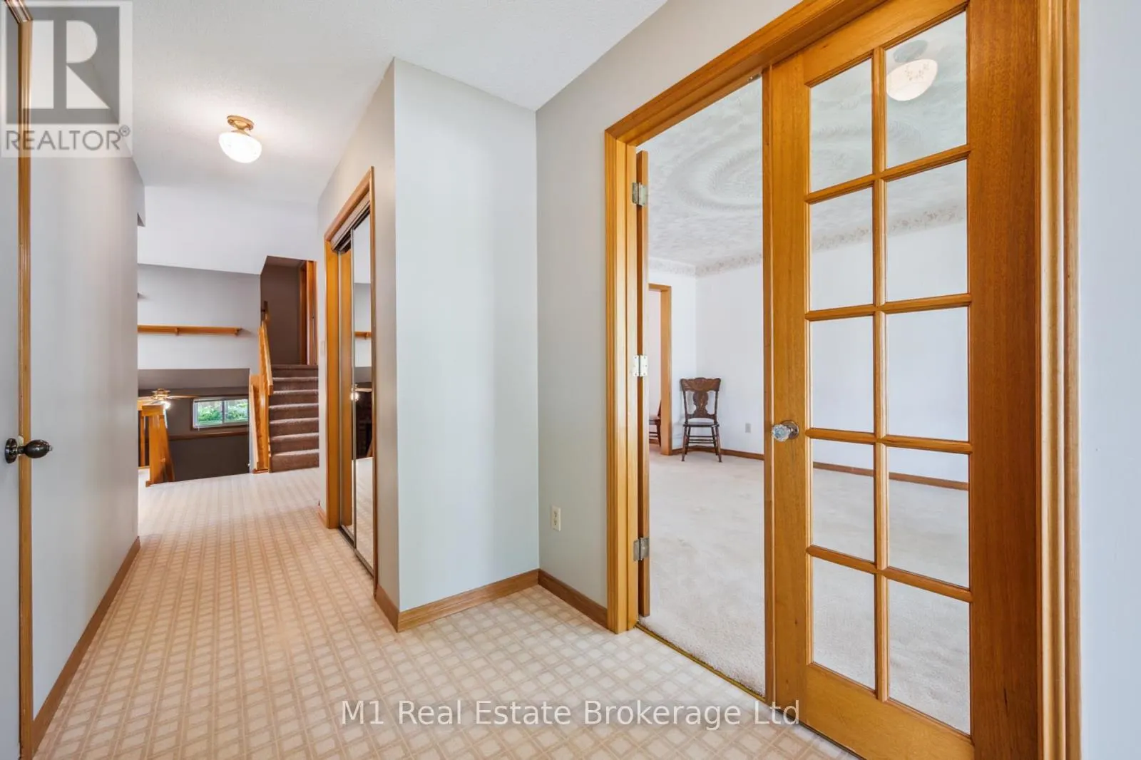 82 CRANE DRIVE