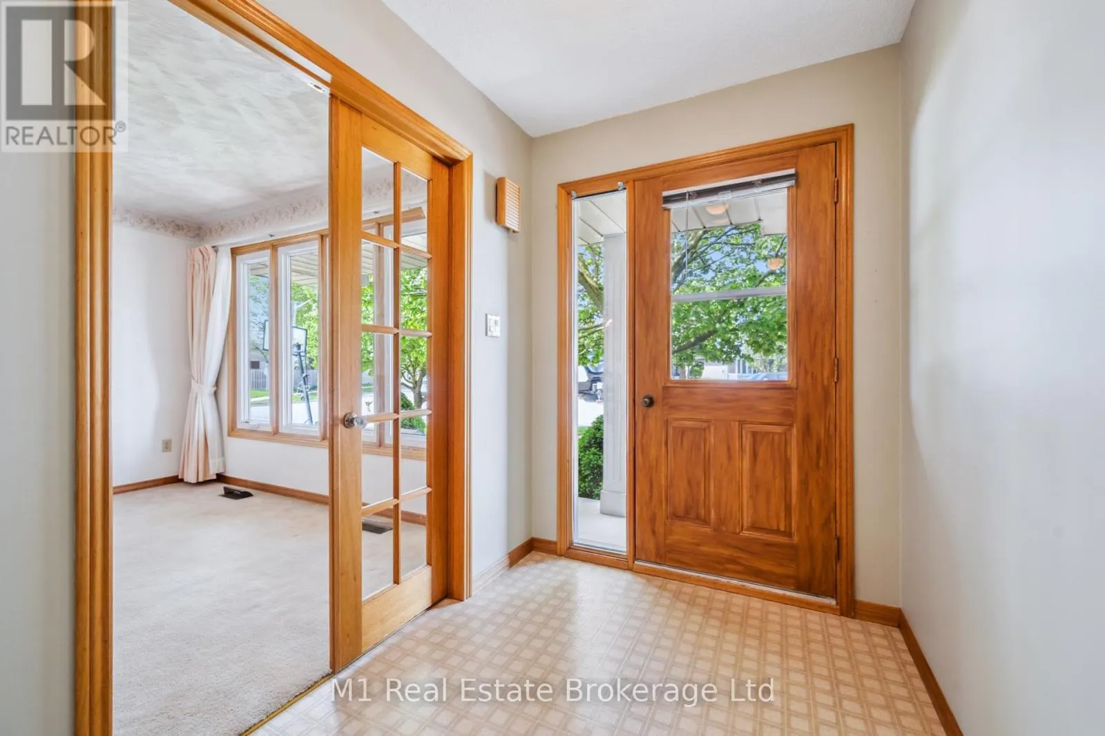 82 CRANE DRIVE