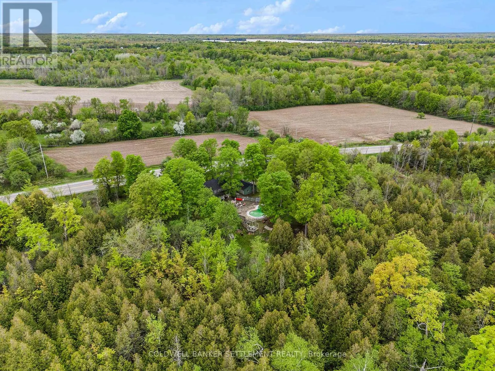 93 RIDEAU FERRY ROAD