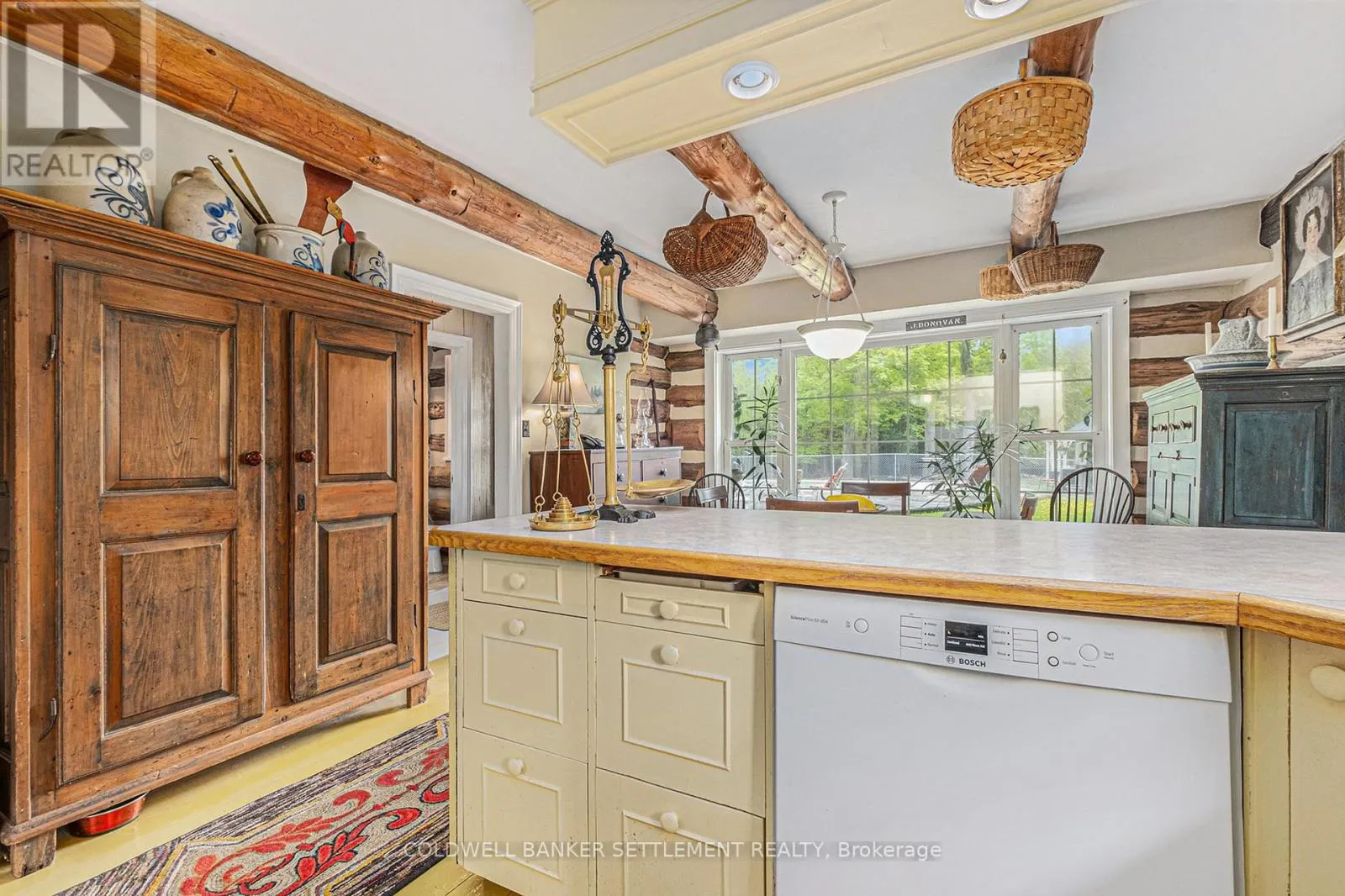 93 RIDEAU FERRY ROAD