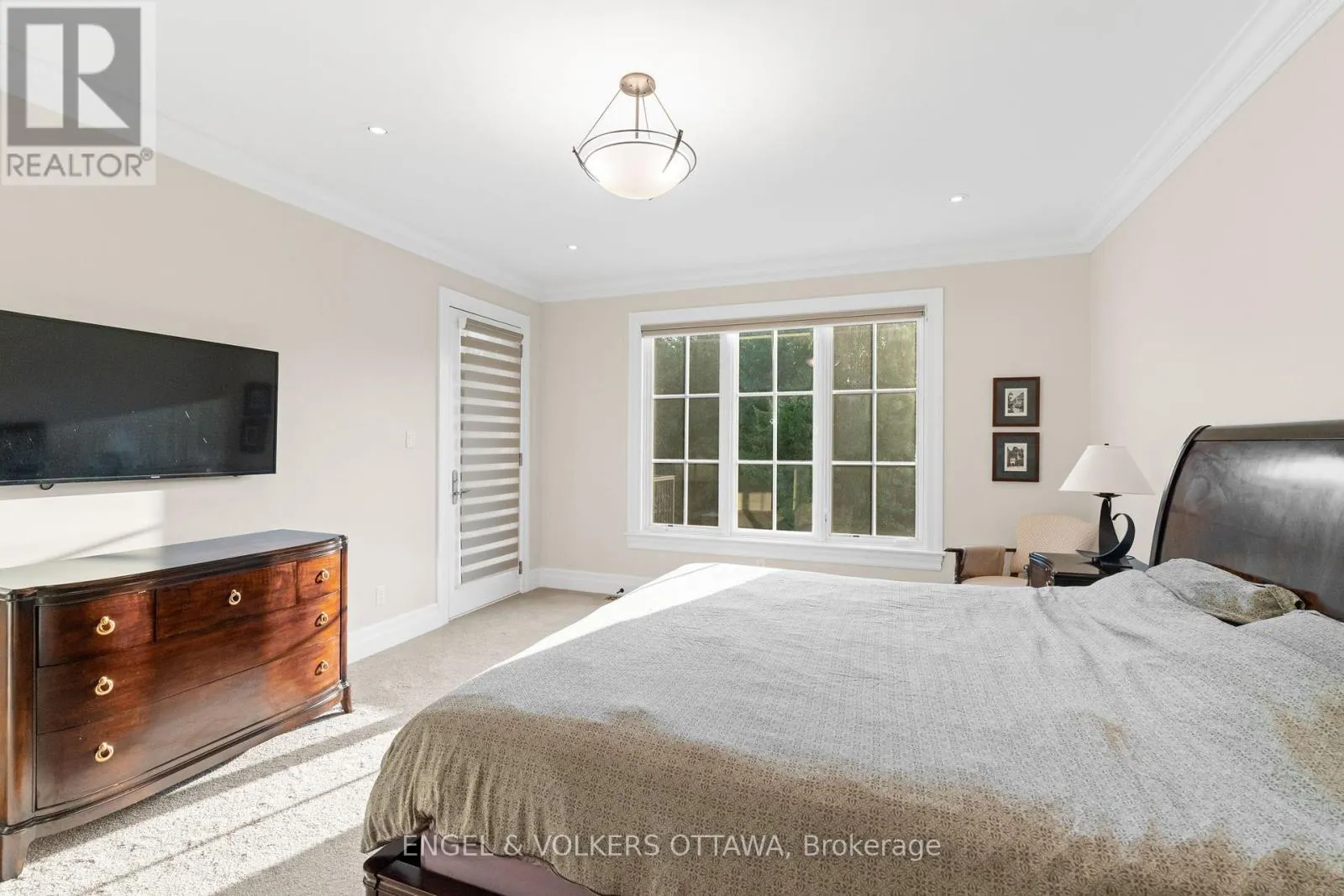 1408 BLACKHORSE COURT