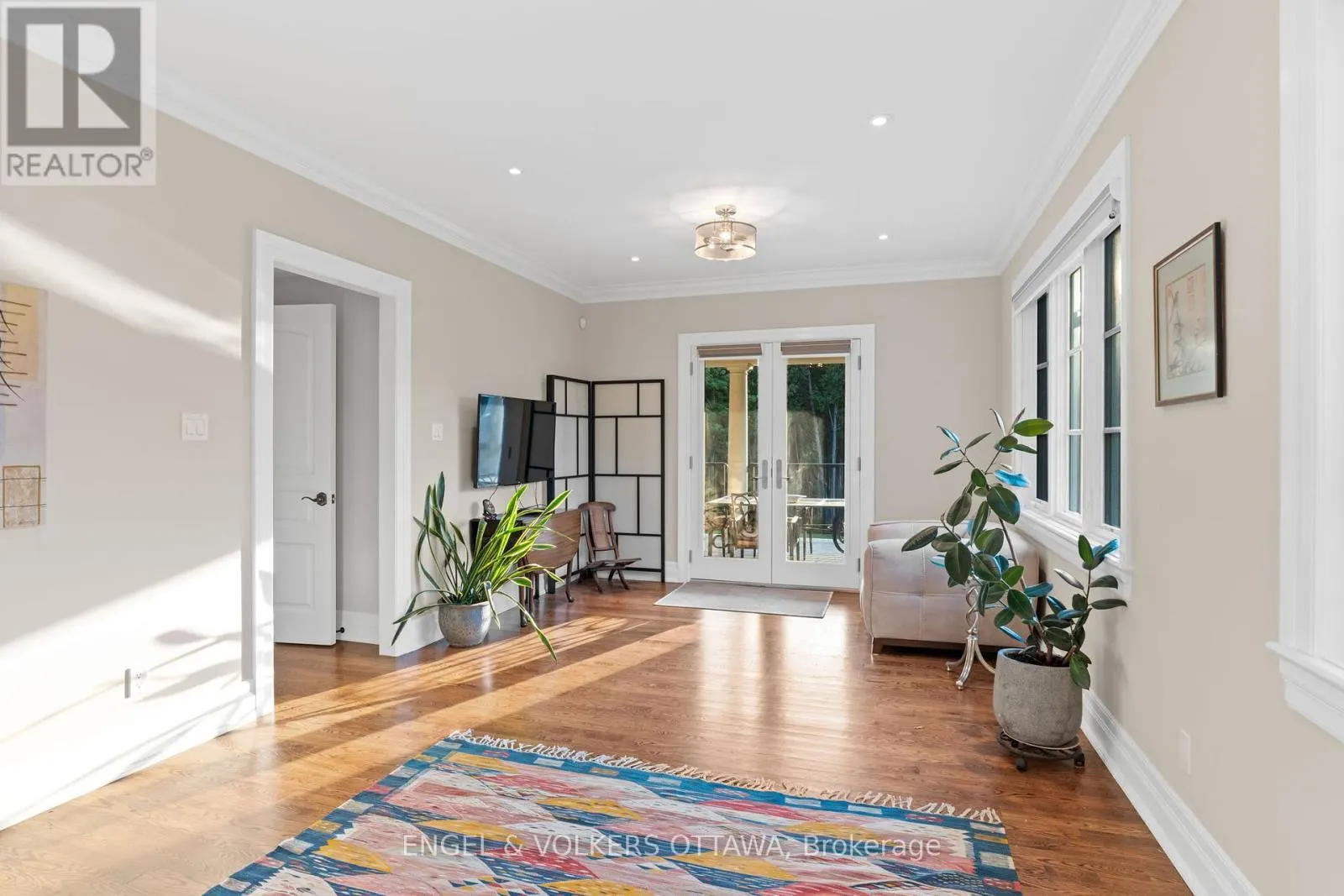 1408 BLACKHORSE COURT