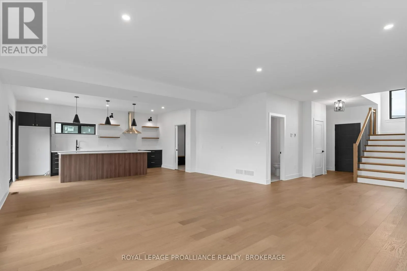 2 PARK CRESCENT