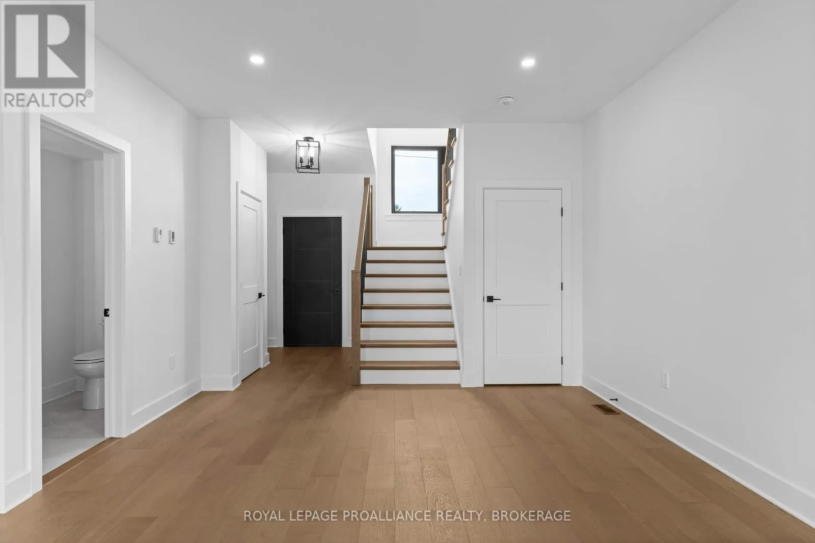2 PARK CRESCENT