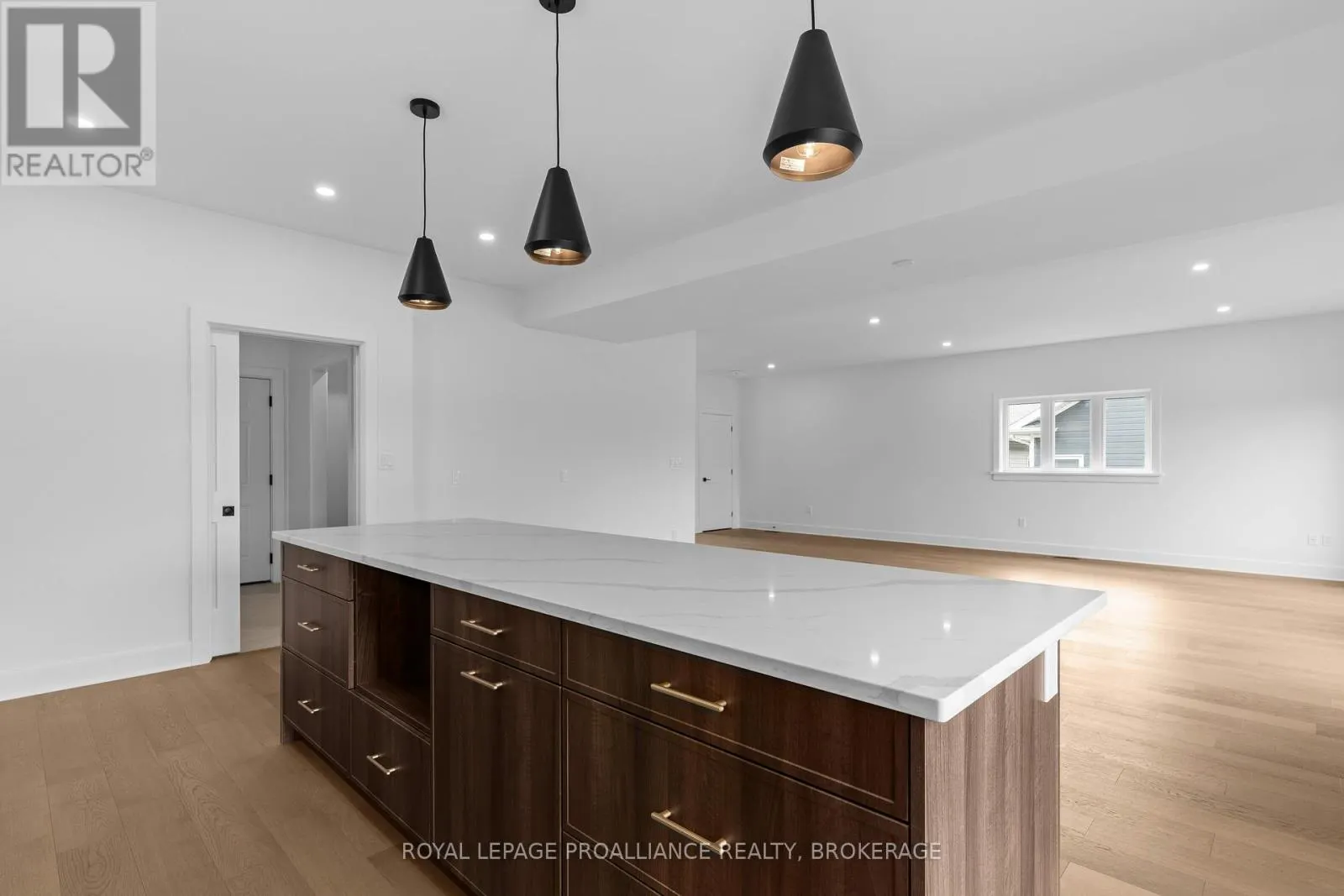2 PARK CRESCENT