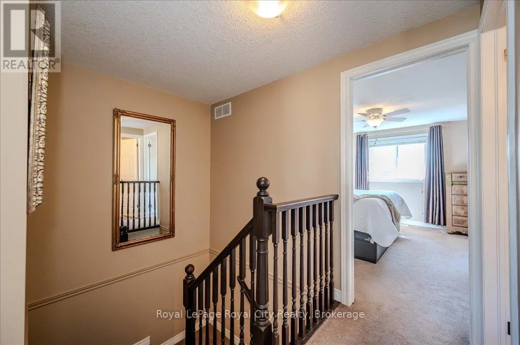 4 - 361 ARKELL ROAD, #4