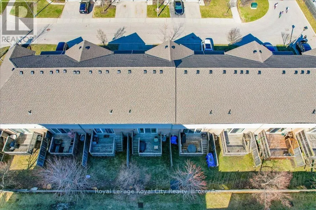 4 - 361 ARKELL ROAD, #4