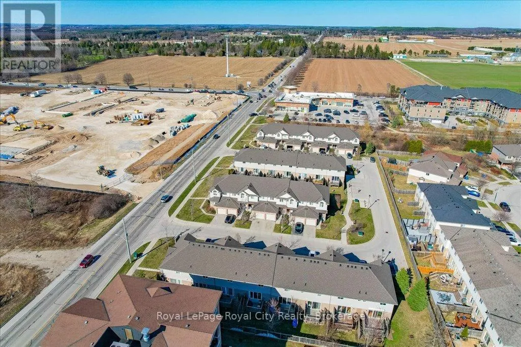 4 - 361 ARKELL ROAD, #4