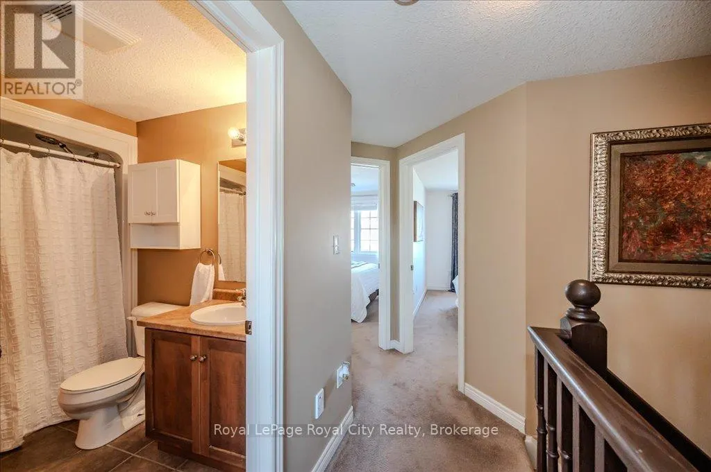 4 - 361 ARKELL ROAD, #4