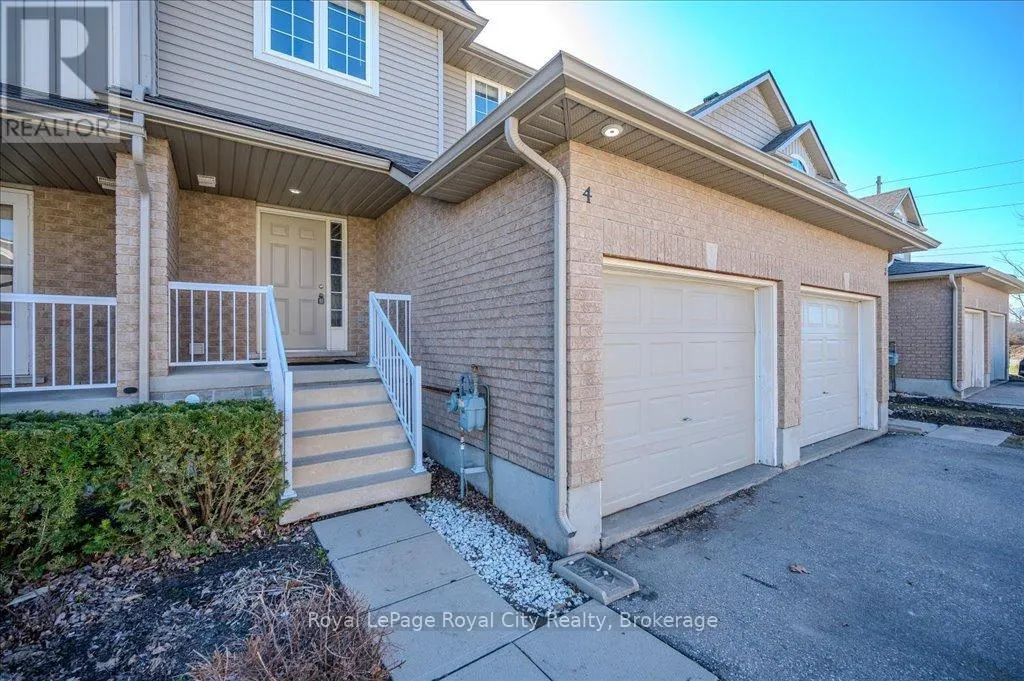 4 - 361 ARKELL ROAD, #4