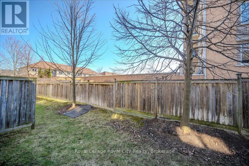 4 - 361 ARKELL ROAD, #4
