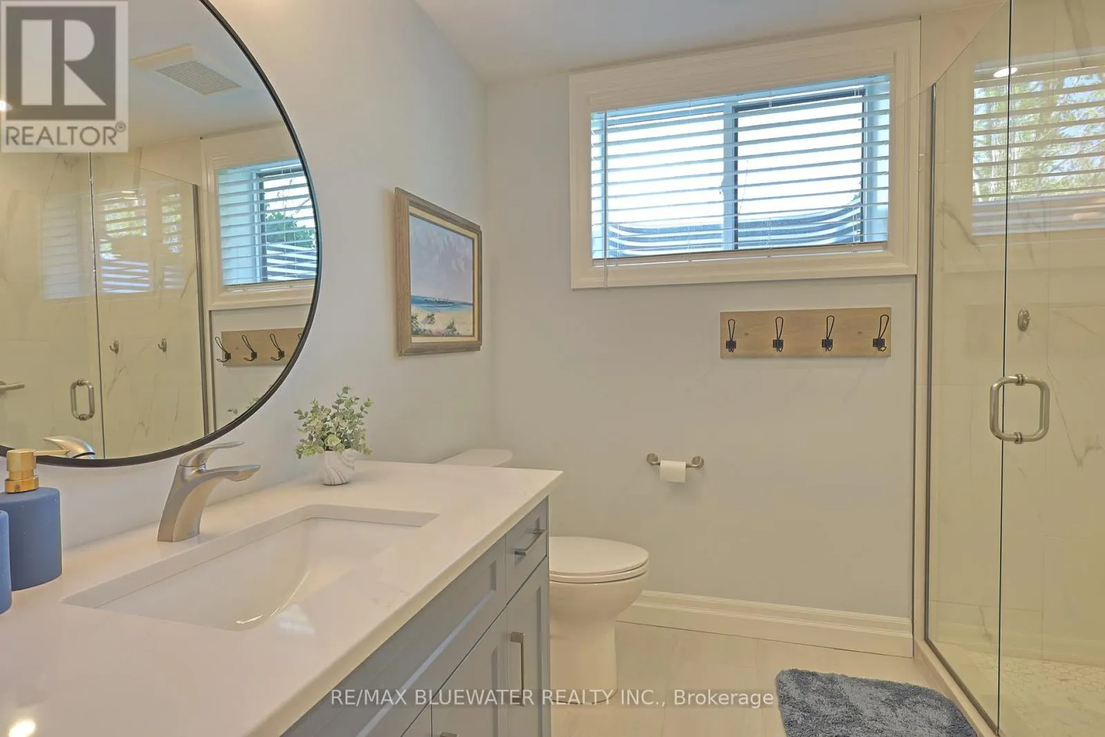 8437 GOOSEMARSH LINE