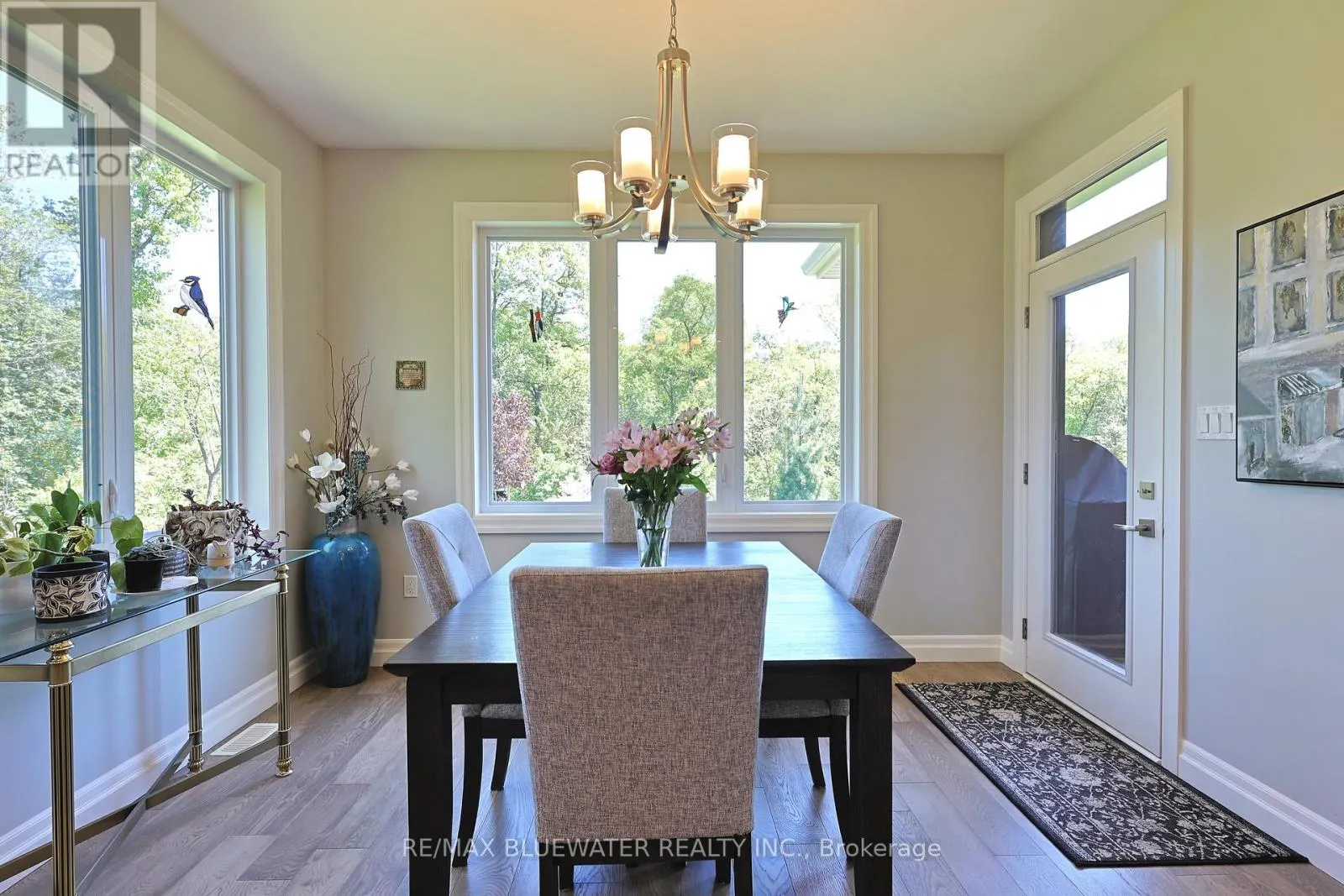 8437 GOOSEMARSH LINE