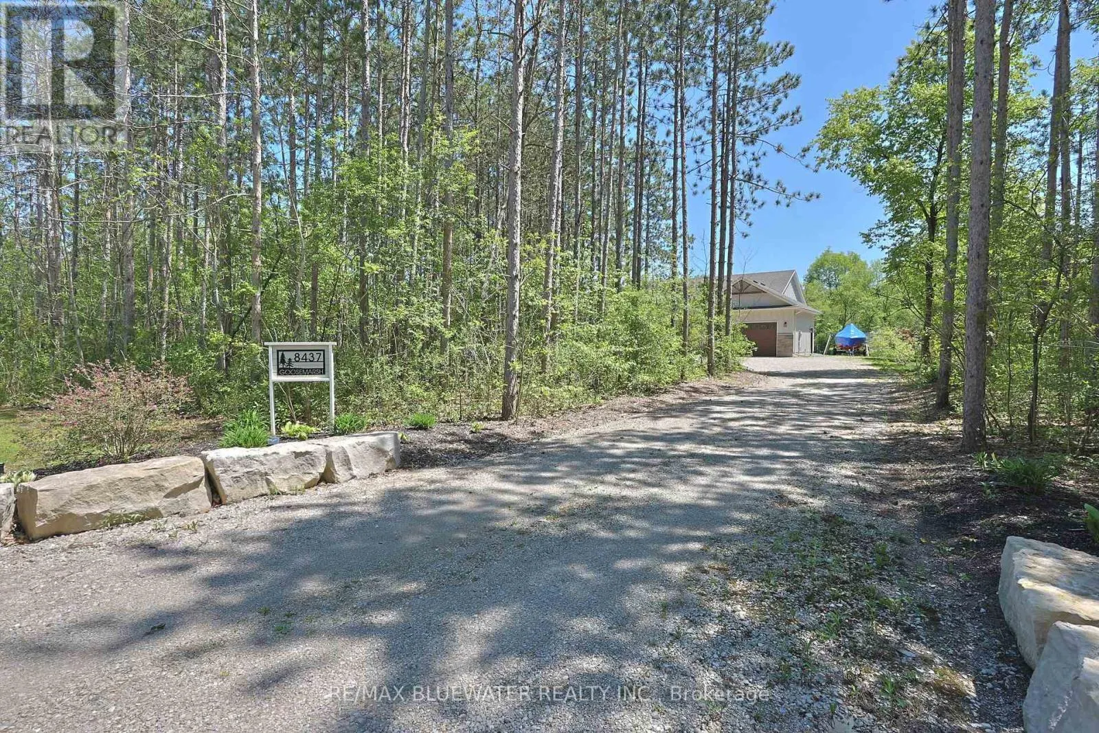 8437 GOOSEMARSH LINE
