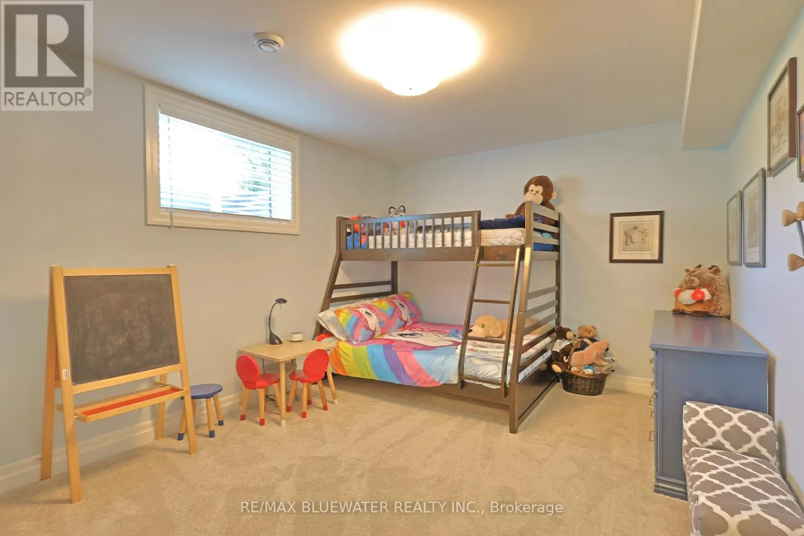8437 GOOSEMARSH LINE
