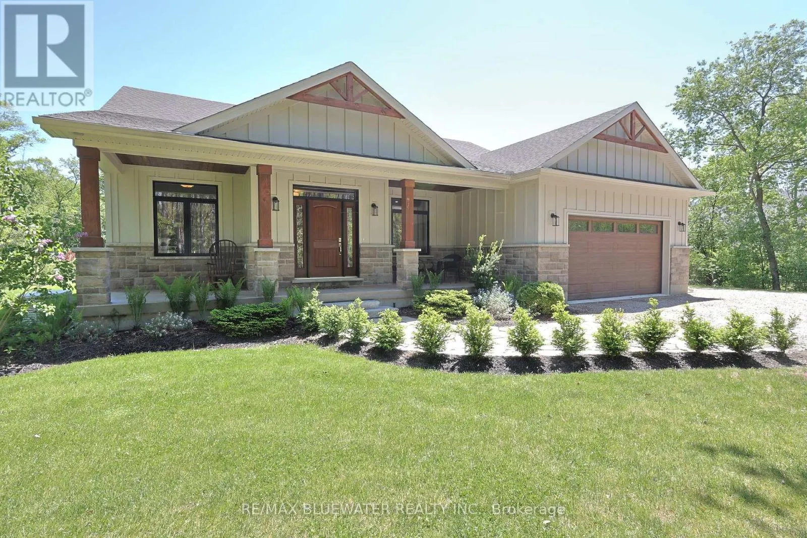 8437 GOOSEMARSH LINE