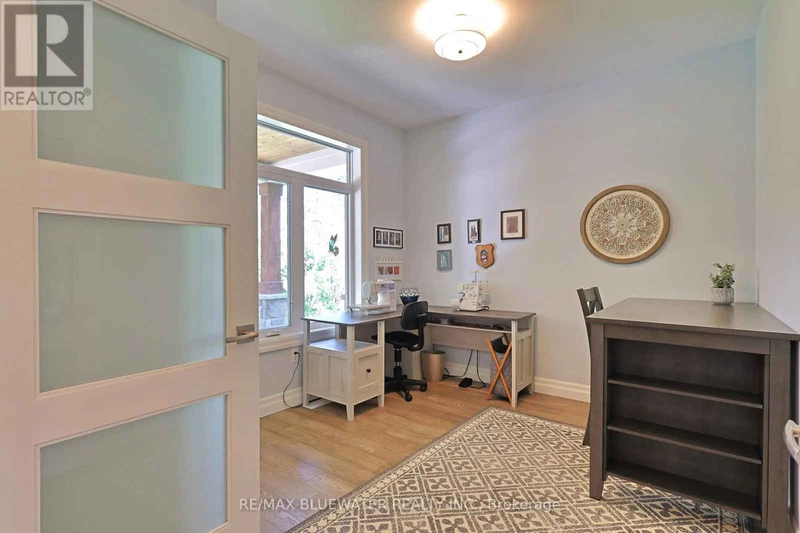 8437 GOOSEMARSH LINE
