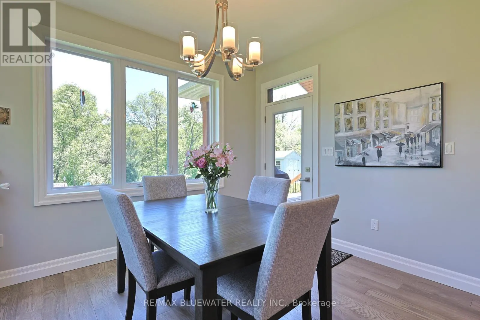 8437 GOOSEMARSH LINE