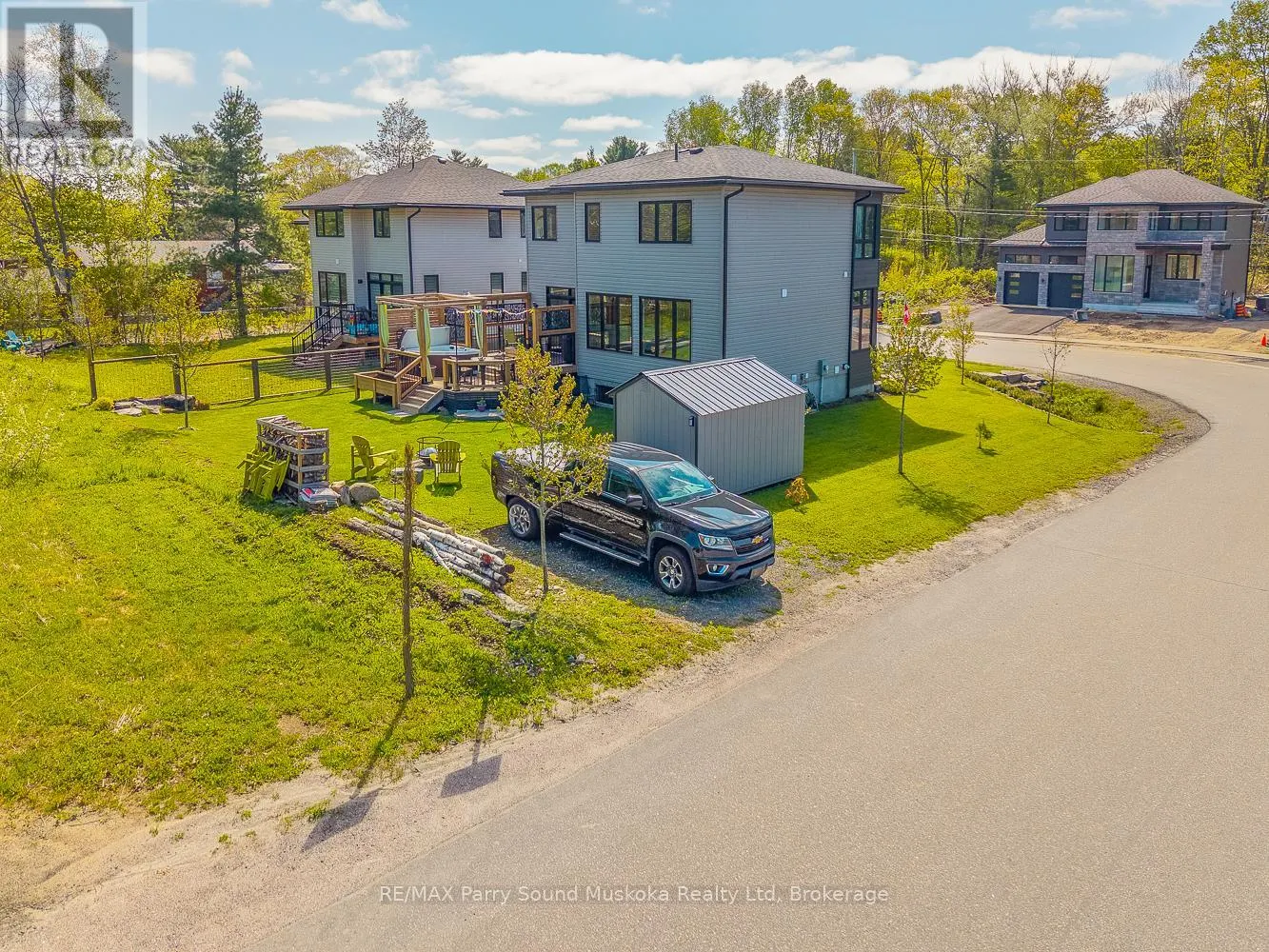 44 DENNIS DRIVE