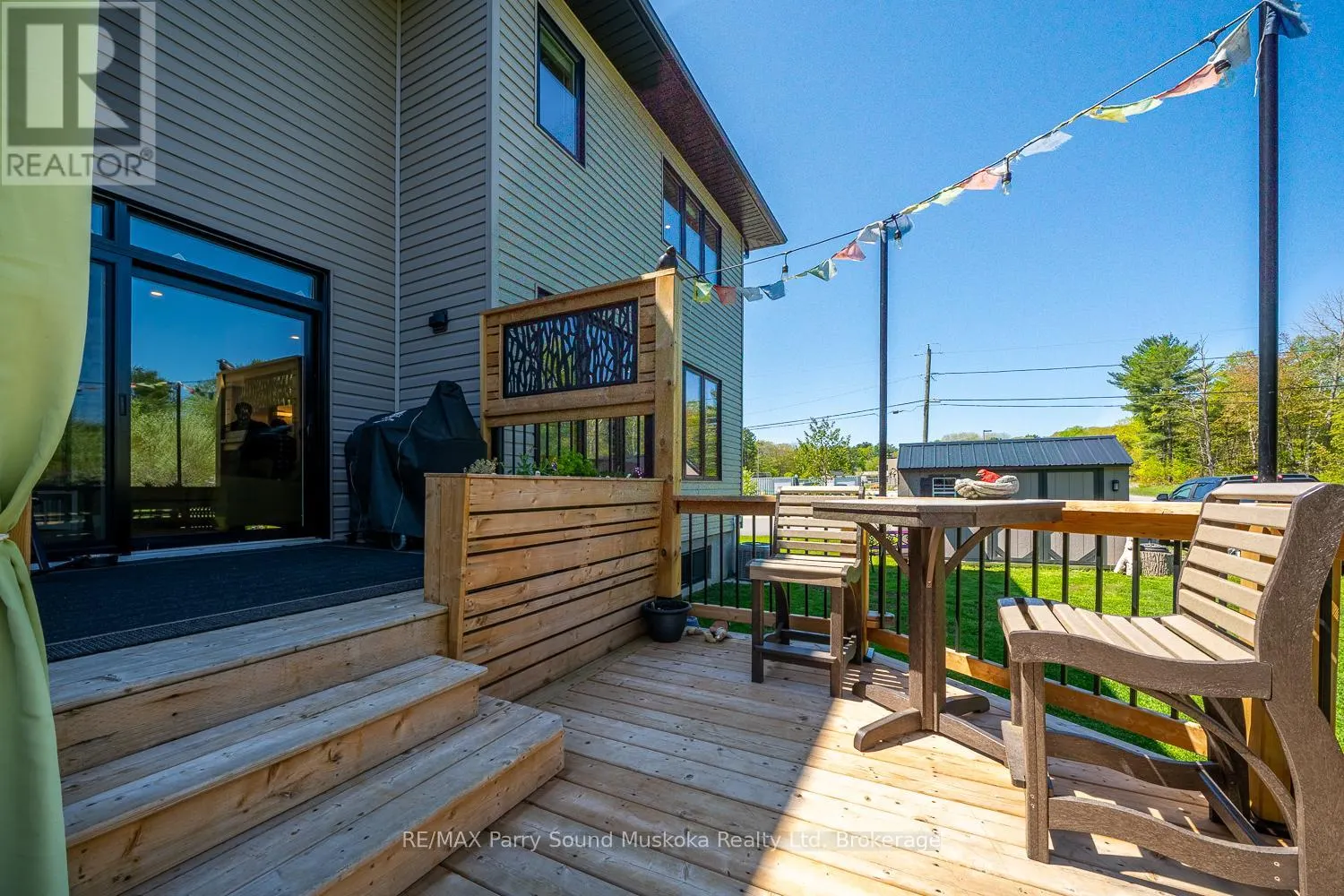 44 DENNIS DRIVE