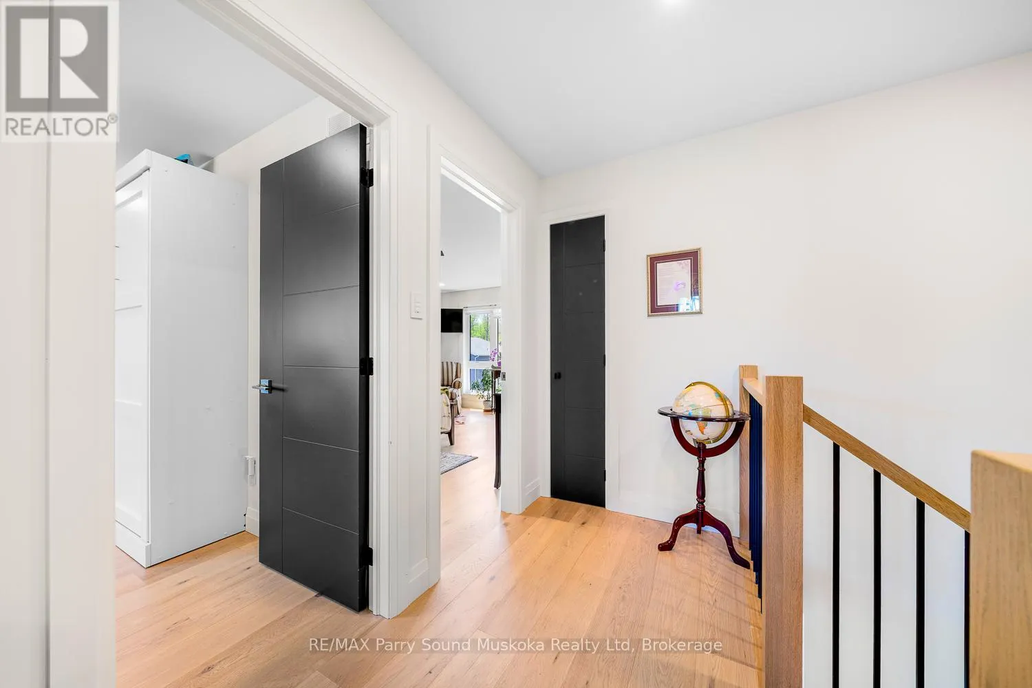 44 DENNIS DRIVE