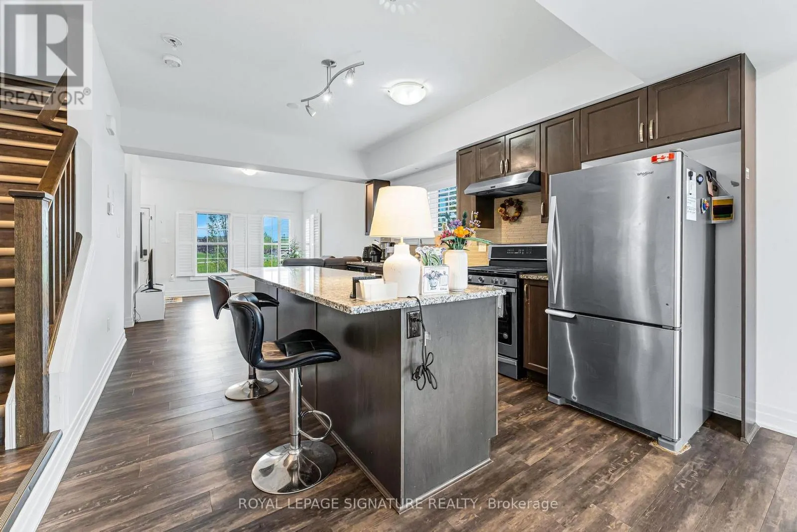 1 - 275 MAX BECKER DRIVE