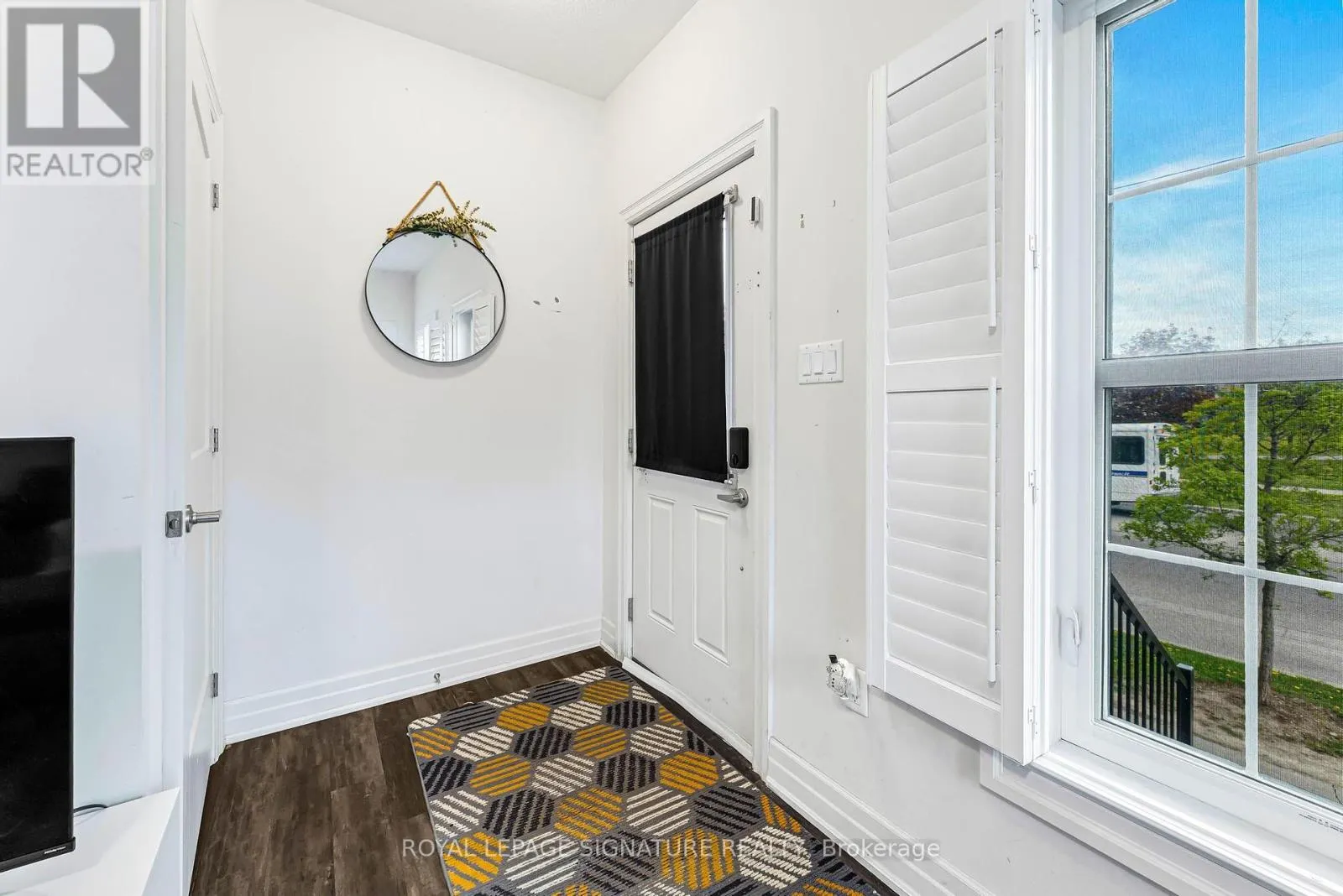 1 - 275 MAX BECKER DRIVE