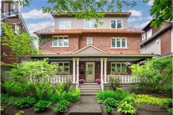 498 QUEEN ELIZABETH DRIVE