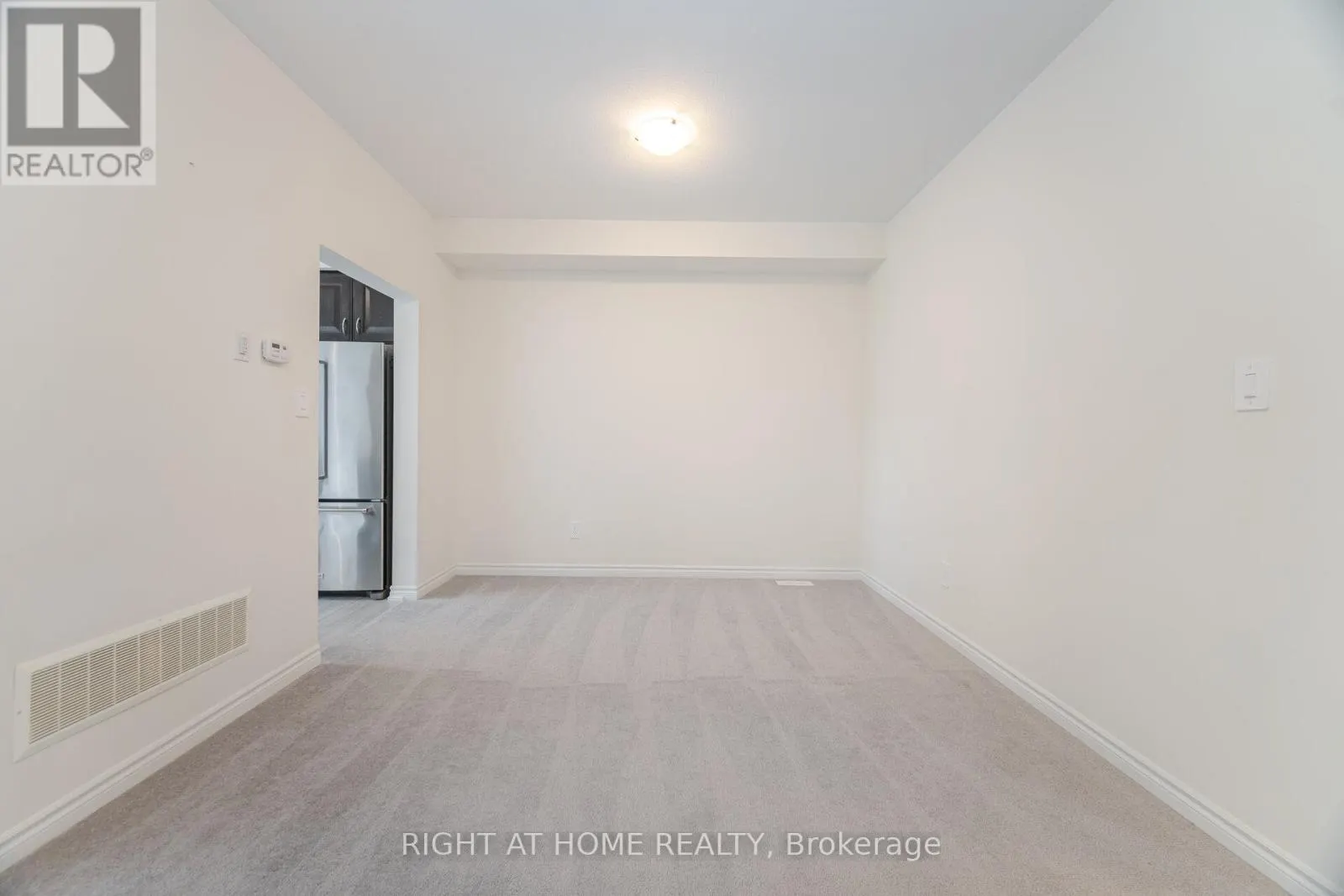 32 GEORGE BRIER DRIVE W