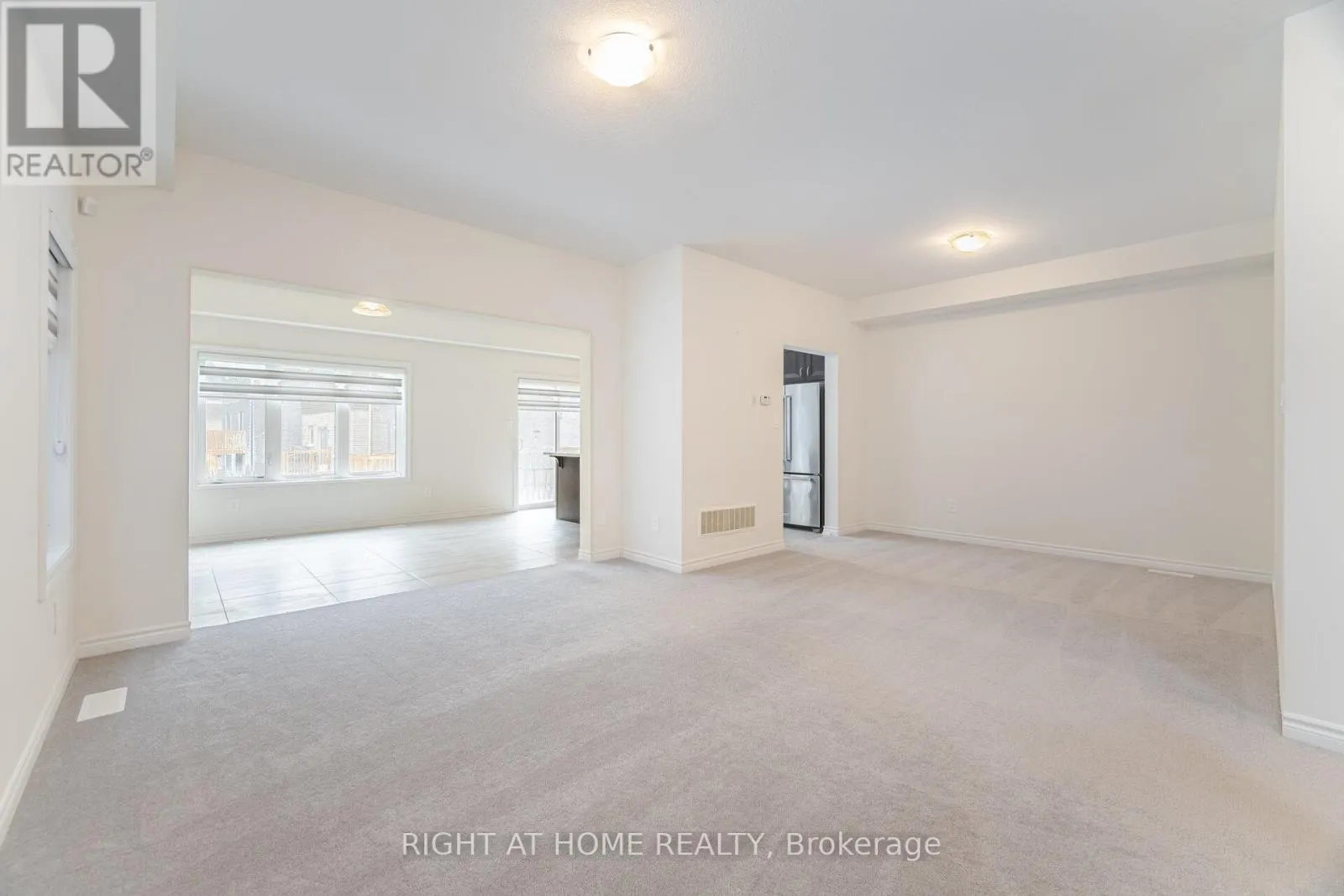 32 GEORGE BRIER DRIVE W