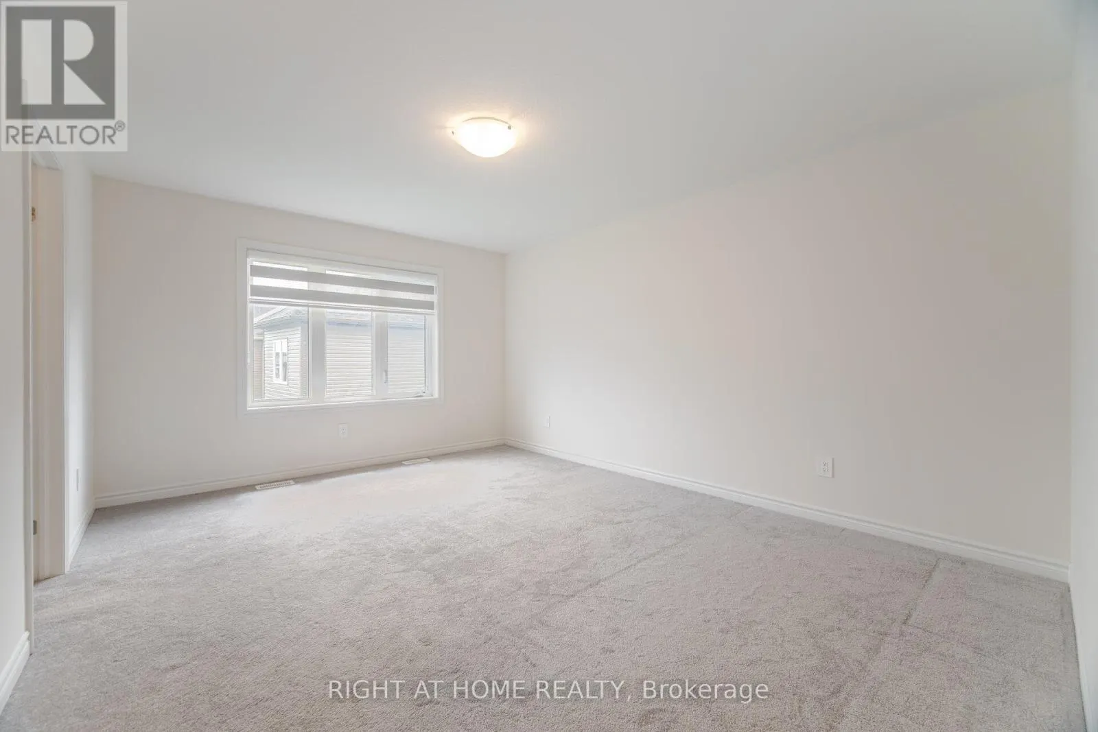 32 GEORGE BRIER DRIVE W