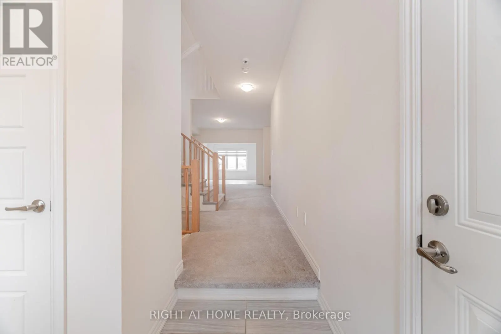 32 GEORGE BRIER DRIVE W