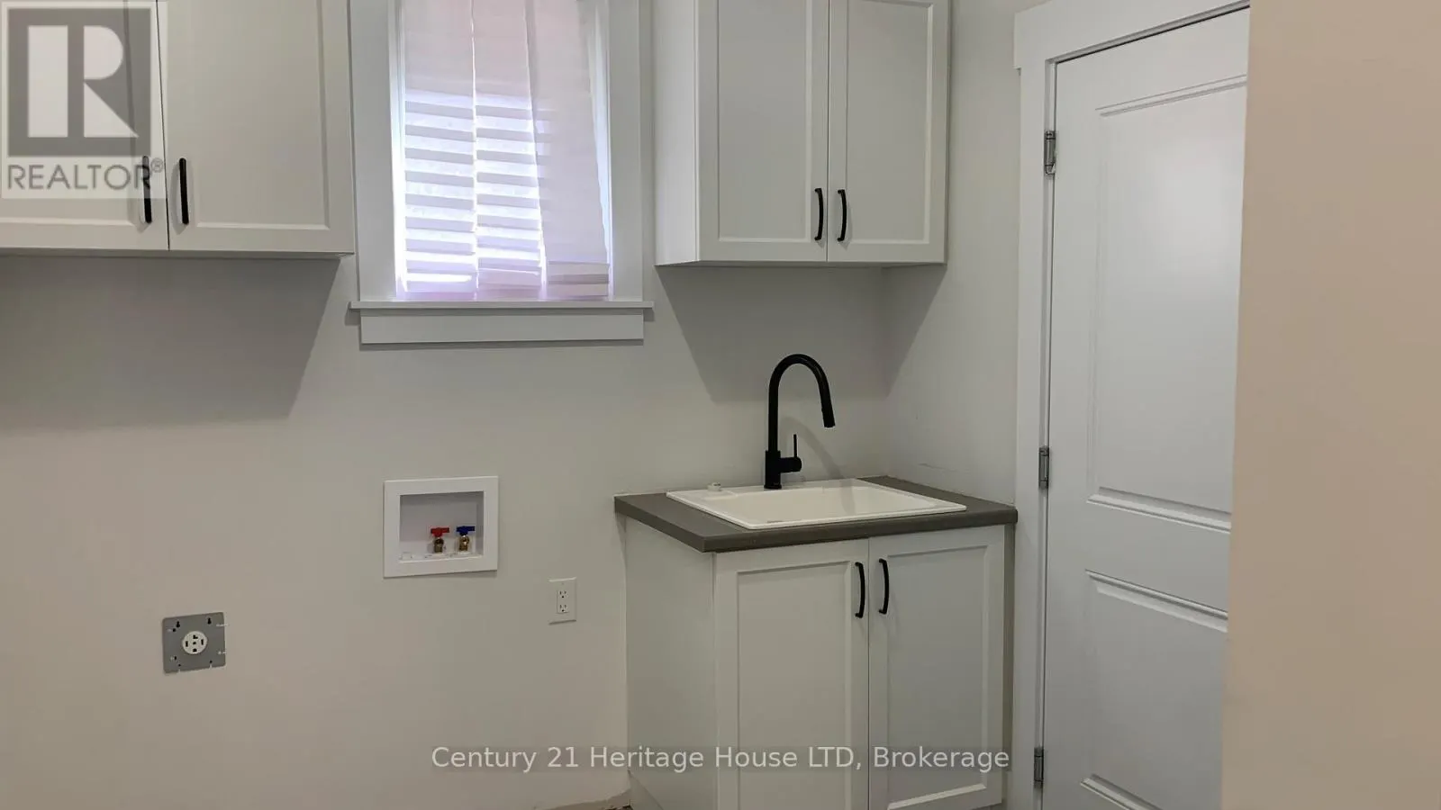 2476 COLANGELO DRIVE