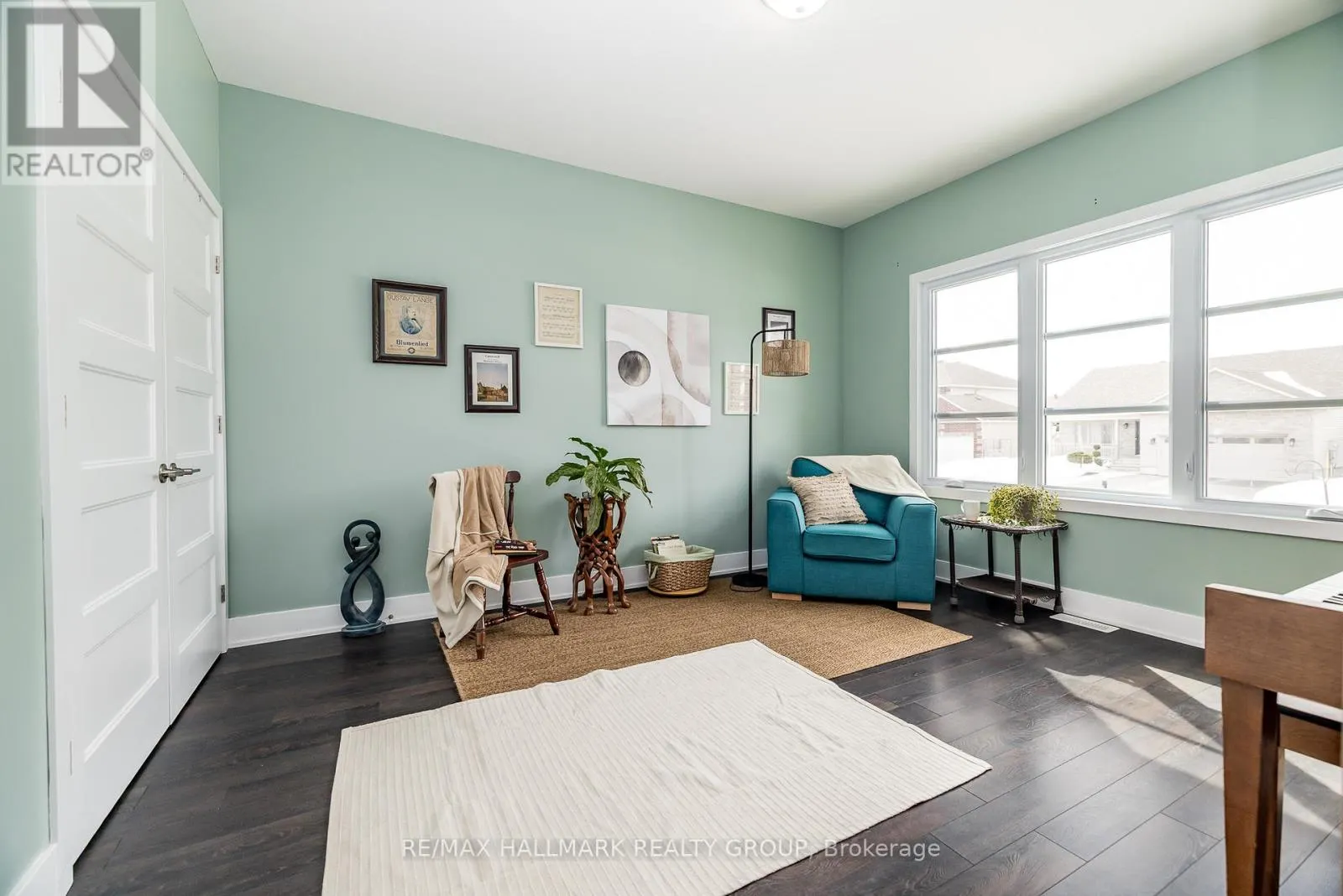 87 COBBLESTONE DRIVE