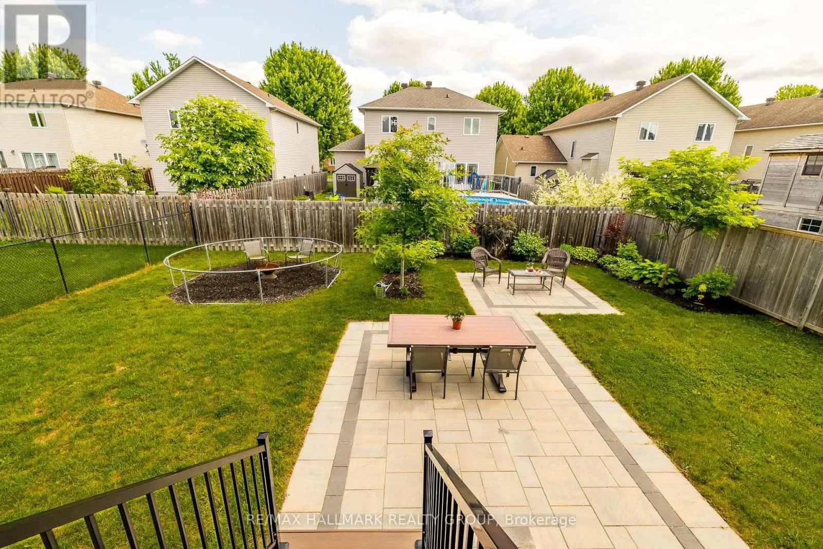 87 COBBLESTONE DRIVE