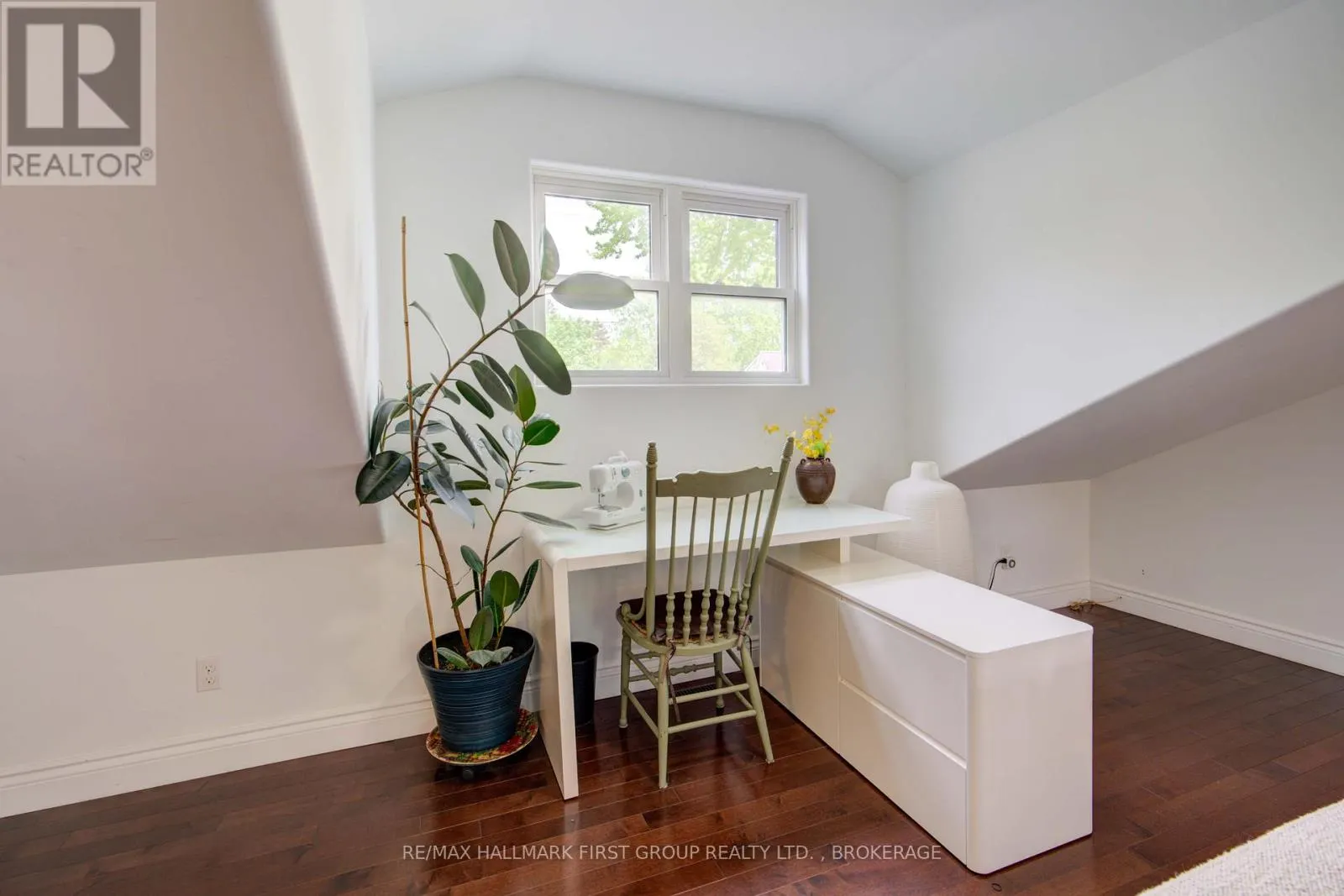 704 PORTSMOUTH AVENUE