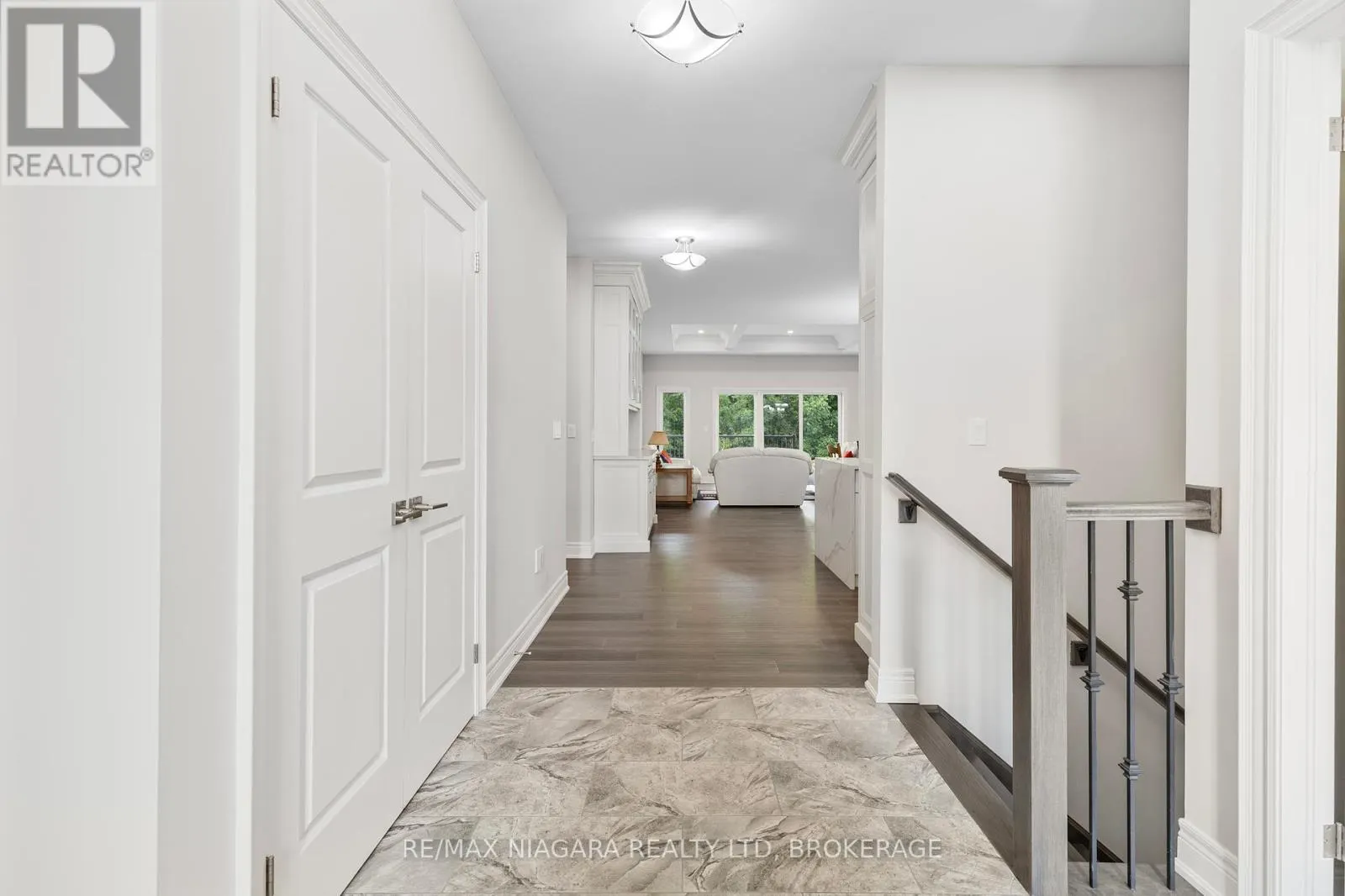 254 LANCASTER DRIVE