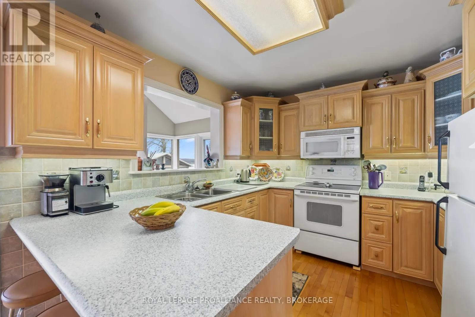 1 LEAVIS SHORES
