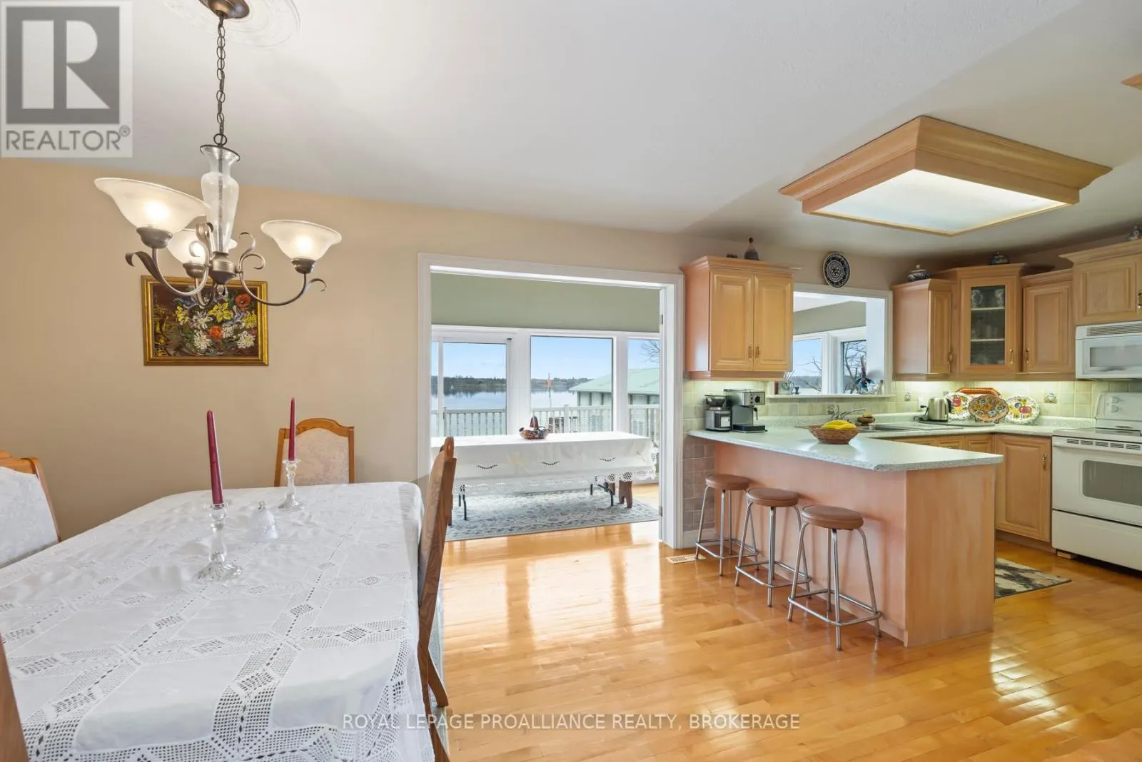 1 LEAVIS SHORES