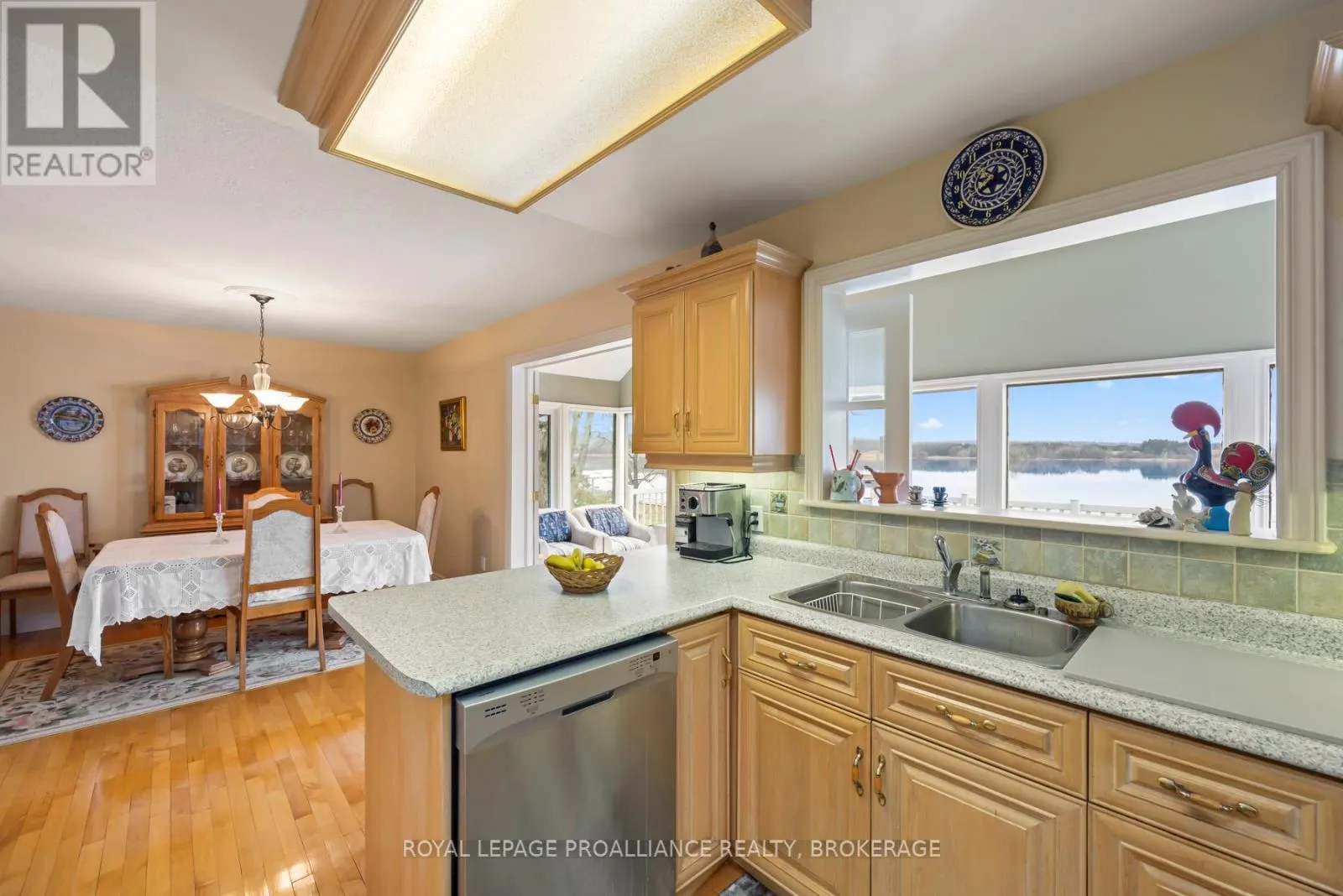 1 LEAVIS SHORES