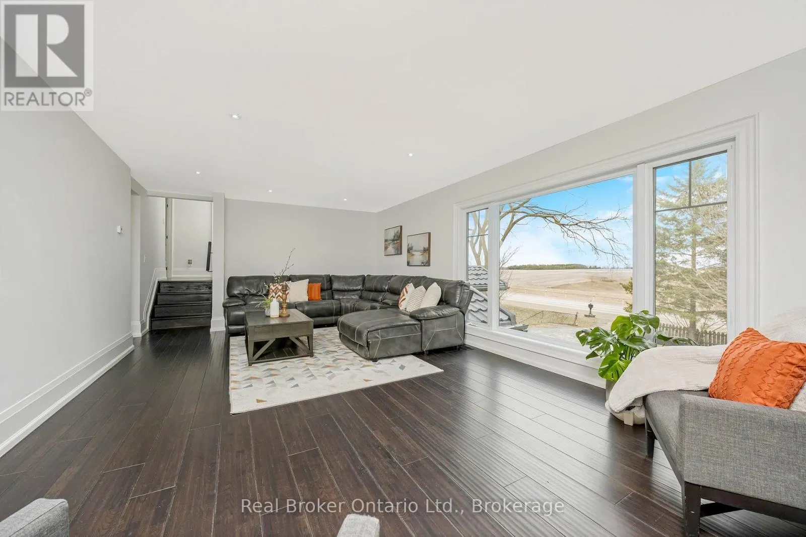 5938 TRAFALGAR ROAD